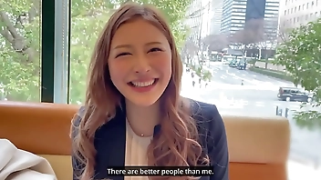 [English Dubbing] The 8 head tall, perfectly proportioned new beautiful female office worker and her department manager have a naughty in-house love sex] Even through her suit she can see her big tits and beautiful legs in black pantyhose!