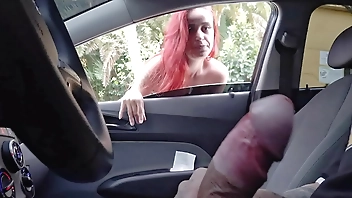 informações na rua arriscando me masturbar olhando para garotas no ponto de ônibus