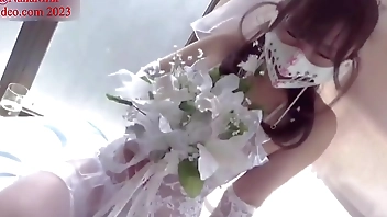 綺麗なウエディングドレスで最強潮吹き！P-1