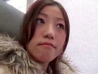 Japanese cutie's hot XXX nipple play in Tokyo