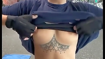 Flash tits at the gym