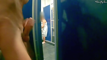 HOSTEL MIXED ROOM: shower flashing masturbation