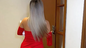 Real estate agent fucks her married client to buy her house, fucks her in the wife's bed! Naty Delgado