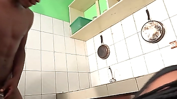 Surprise in the kitchen with my pretty neighbors, we fuck like we had a date on African porn movies