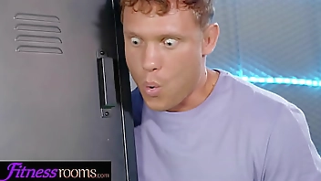 Fitness Rooms Big tits big ass ebony Latina Mih Ninfetinha gym pov blowjob