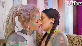 FFM EXTREME ANAL THREESOME with pussy fisting!