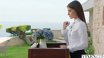 VIXEN Flawless Asbhy Has Passionate Tryst With Older Man